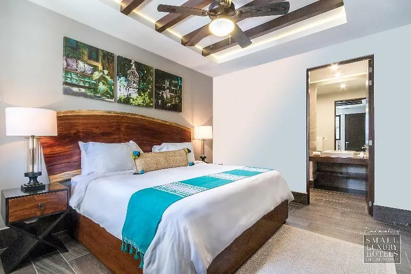 Kasa Hotel Parota 툴룸