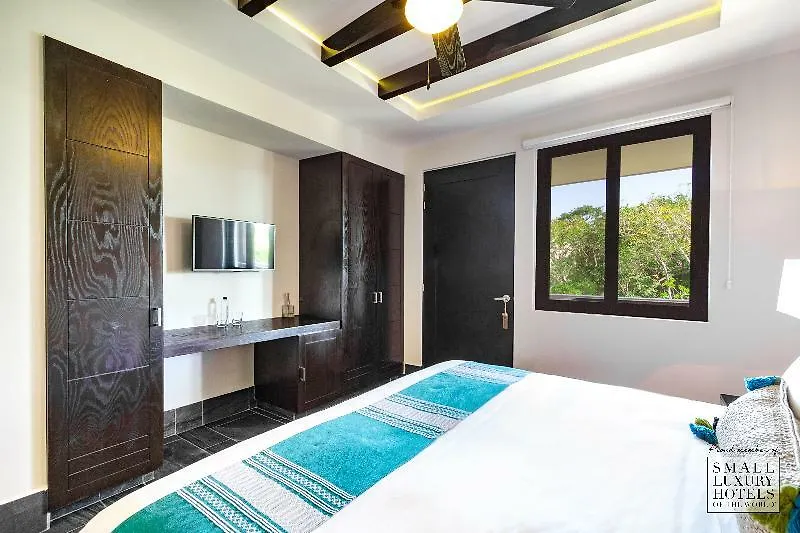 Kasa Hotel Parota 툴룸