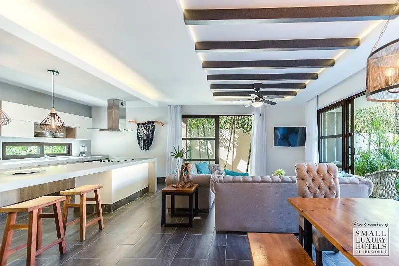 Kasa Hotel Parota Τουλούμ